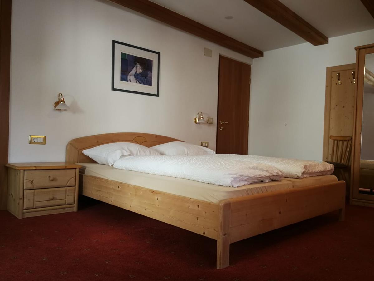 מלון מאלס ונוסטה Gasthaus Weisskugel מראה חיצוני תמונה